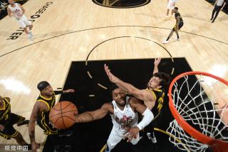 表现使其被 表现使其被